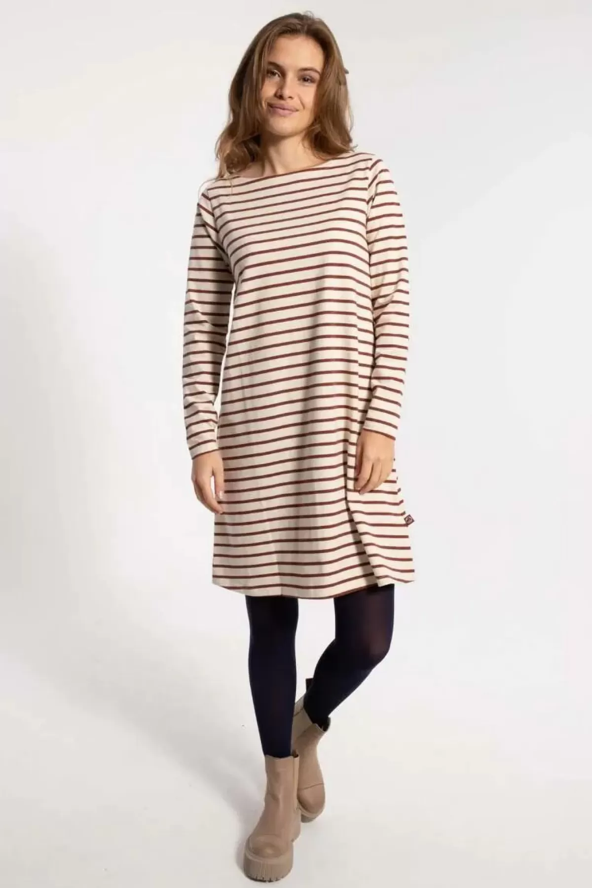 Danefæ Kleider>Danenassau Dress Chalk/Red Wine
