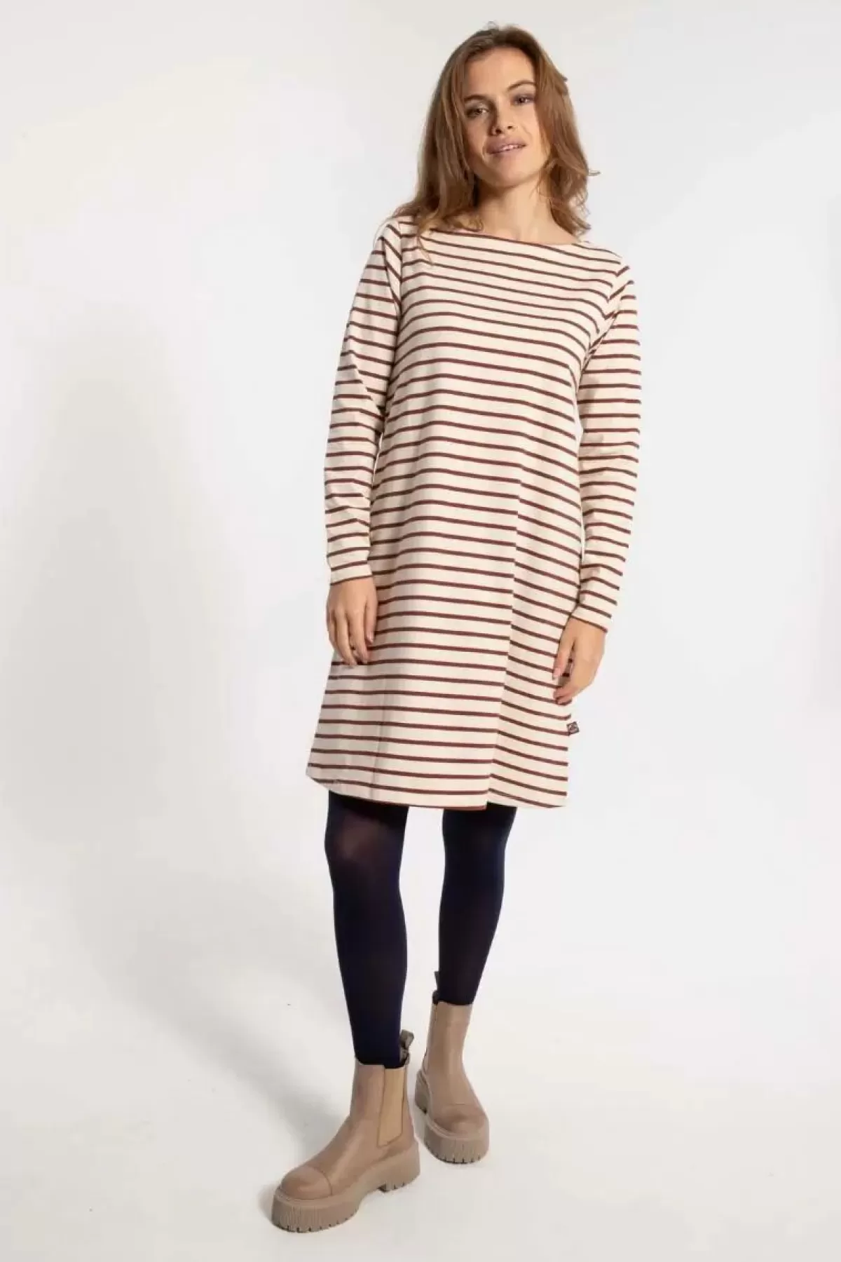Danefæ Kleider>Danenassau Dress Chalk/Red Wine