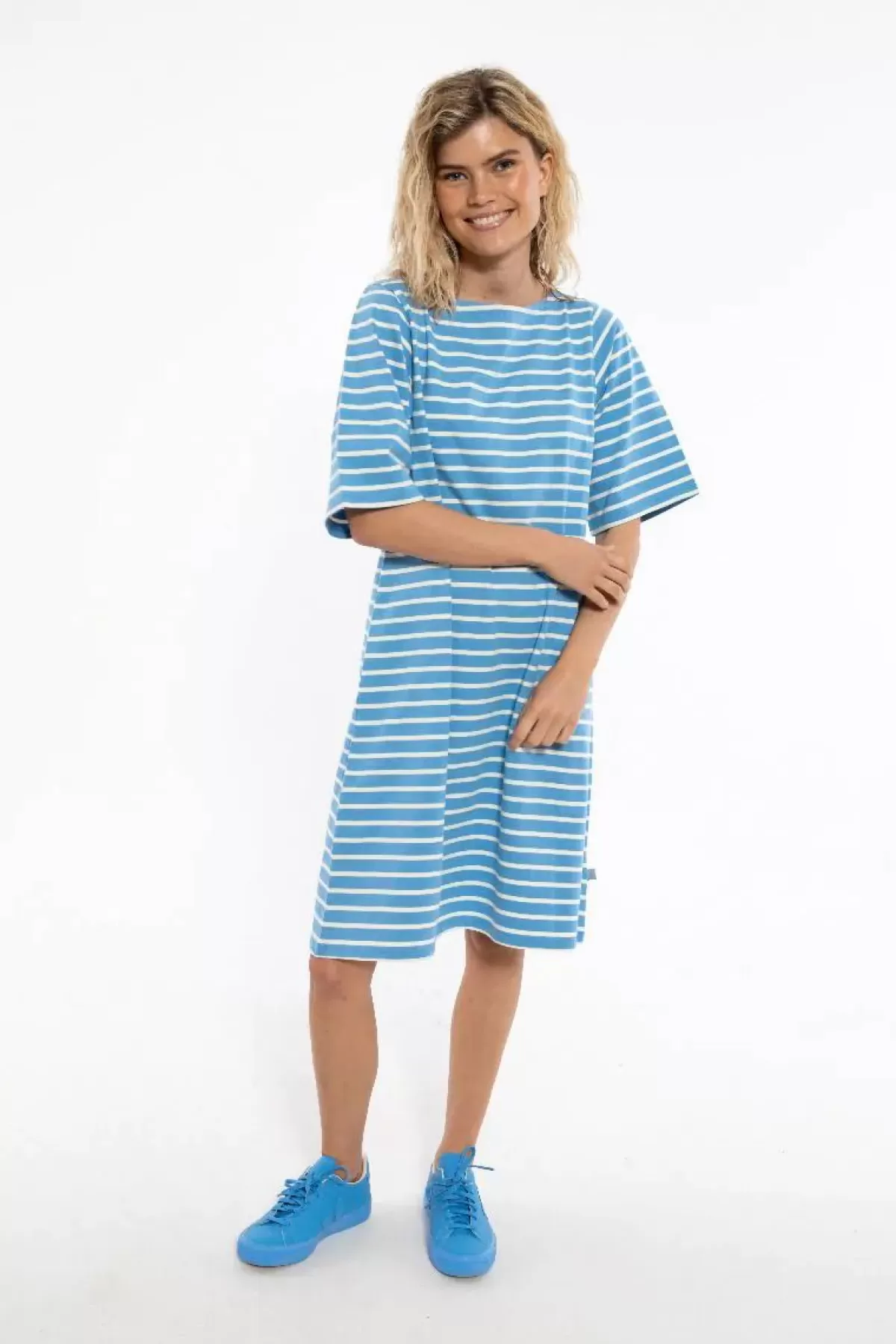 Danefæ Kleider>Danetrinidad Dress Iceblue/Chalk