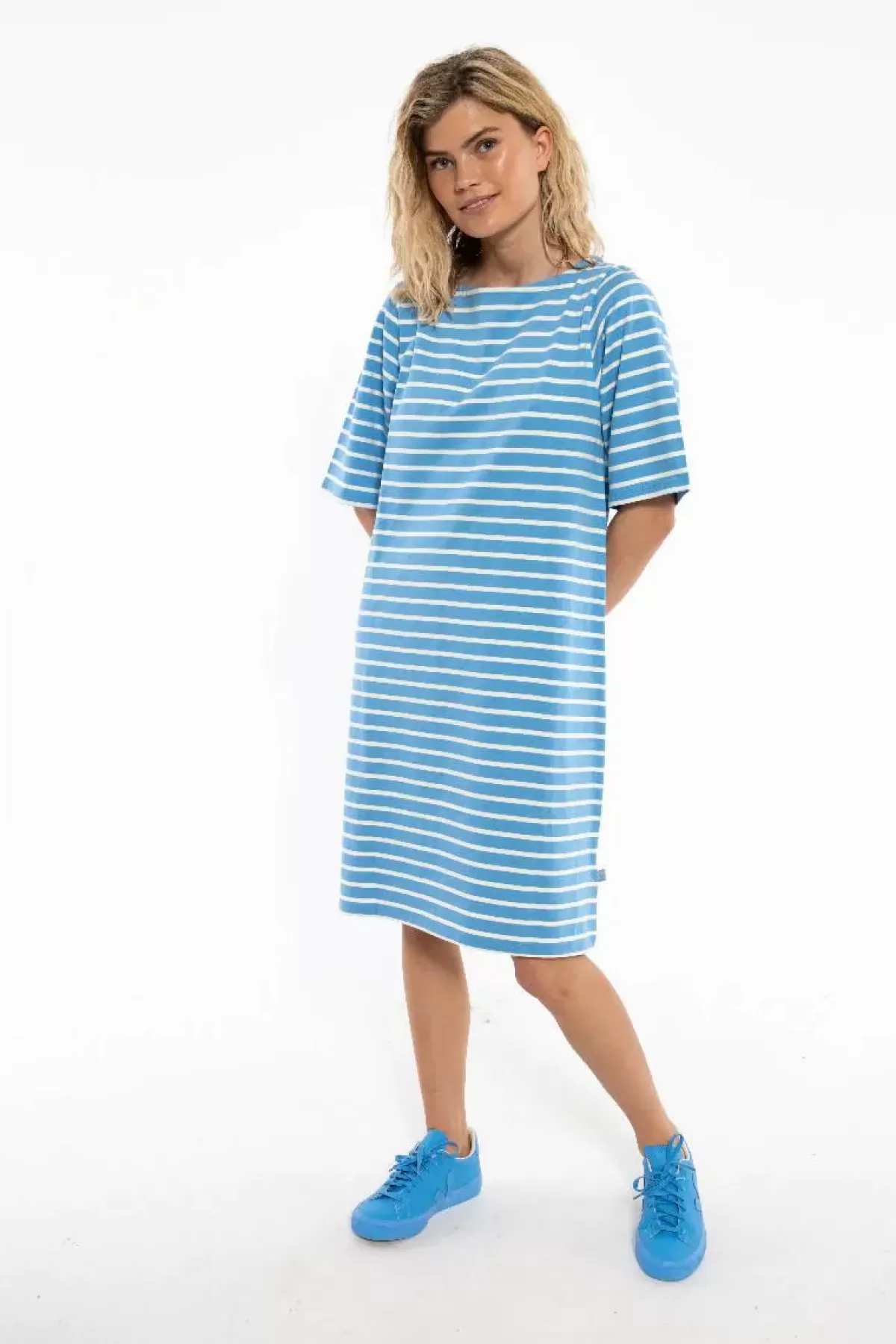Danefæ Kleider>Danetrinidad Dress Iceblue/Chalk