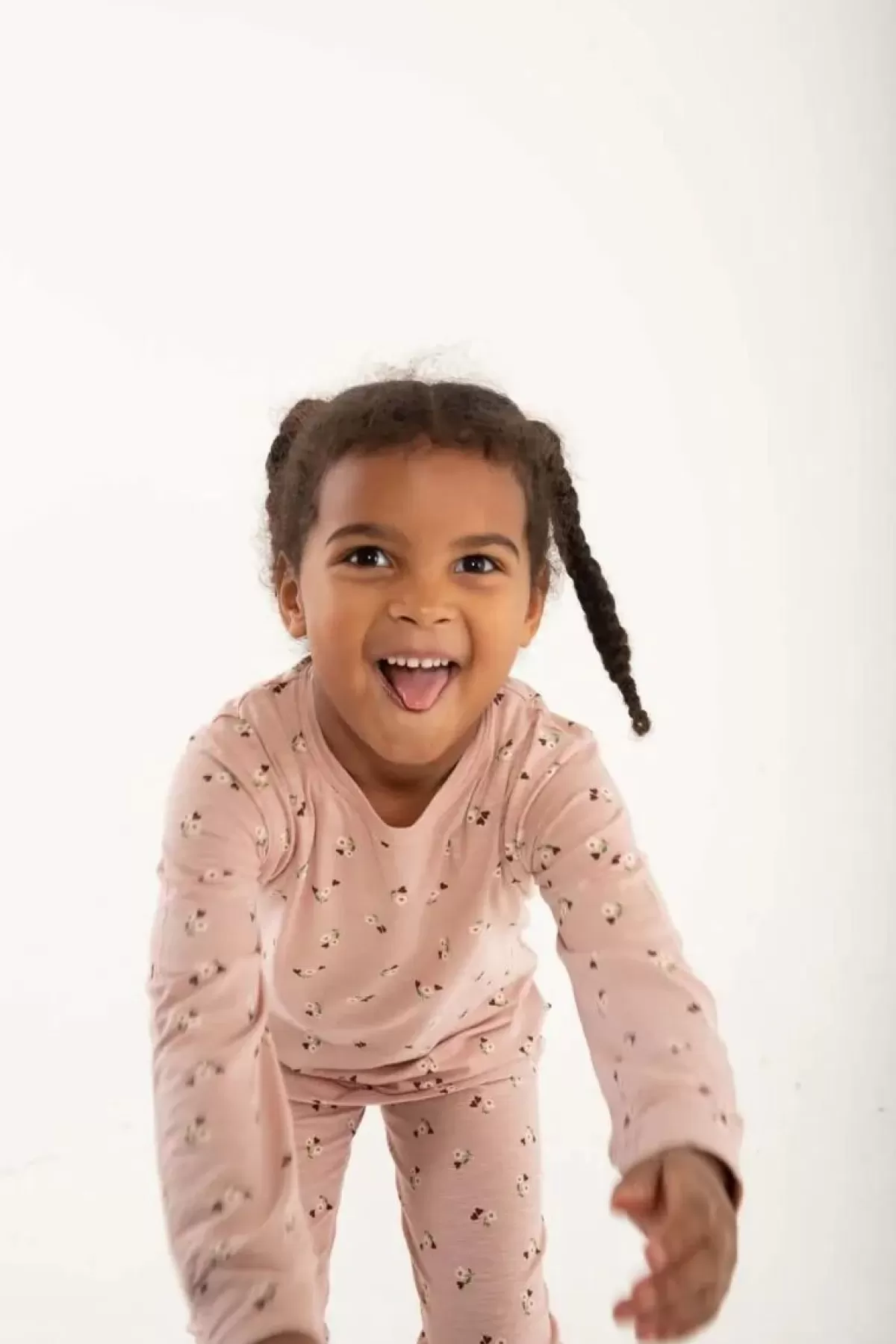 Hot Organic - Danedvale Night Set Powder Rose Miniflower Kinder Pyjamas